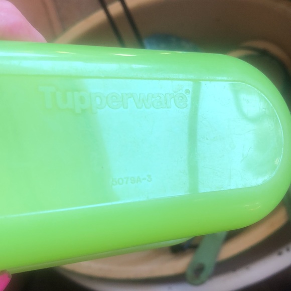 Tupperware - Picture 2 of 6